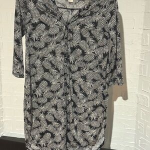 H&M Black and White Pineapple Blouse